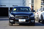 Infiniti Q70