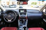 Lexus NX: Фото 1