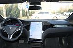 Tesla Model S: Фото 1