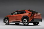 Toyota bZ4X: Фото 2