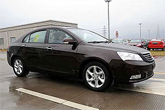 Фото Geely Emgrand 7 (2012 год)