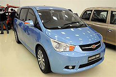 Фото Geely EV8
