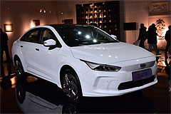 Фото Geely Geometry A