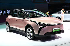 Фото Geely Geometry M6