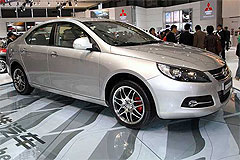 Фото JAC J5 Фото JAC J5