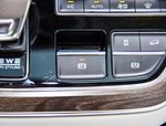 Roewe iMax8 EV