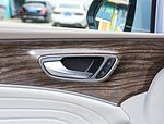 Roewe iMax8 EV