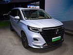 Roewe iMax8 EV: Фото 1