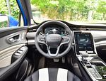 Roewe RX5 Max: Фото 2