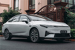 Фото Xpeng P5