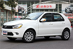 Фото Zotye Z200 HB